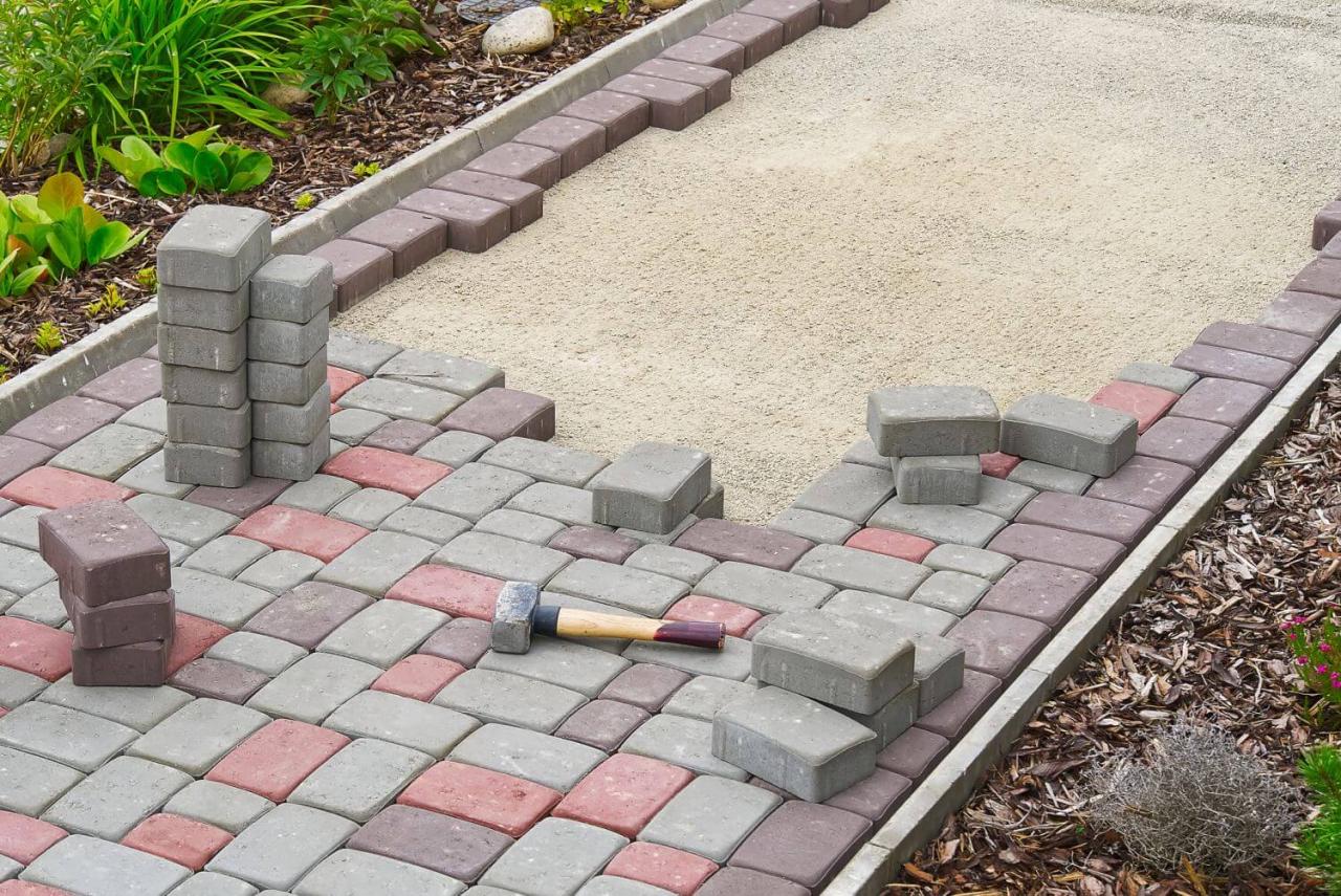 Paver walkway pavers laying pathway jenwoodhouse