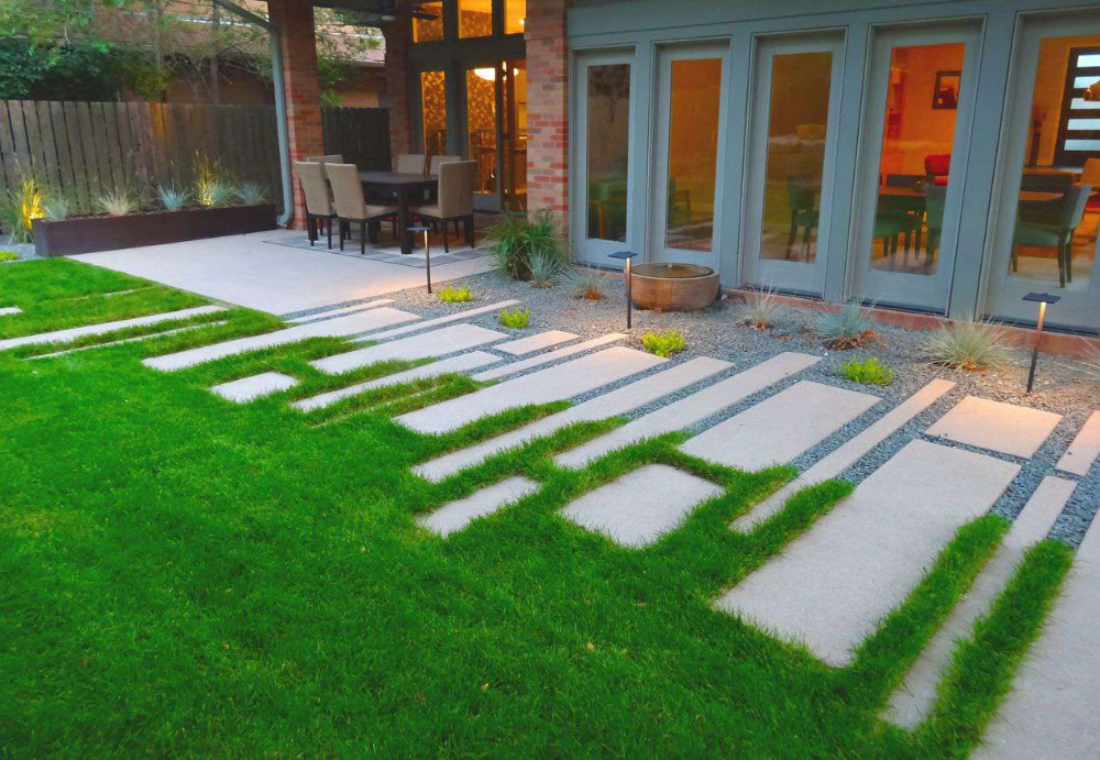 Decorative pavers walkways