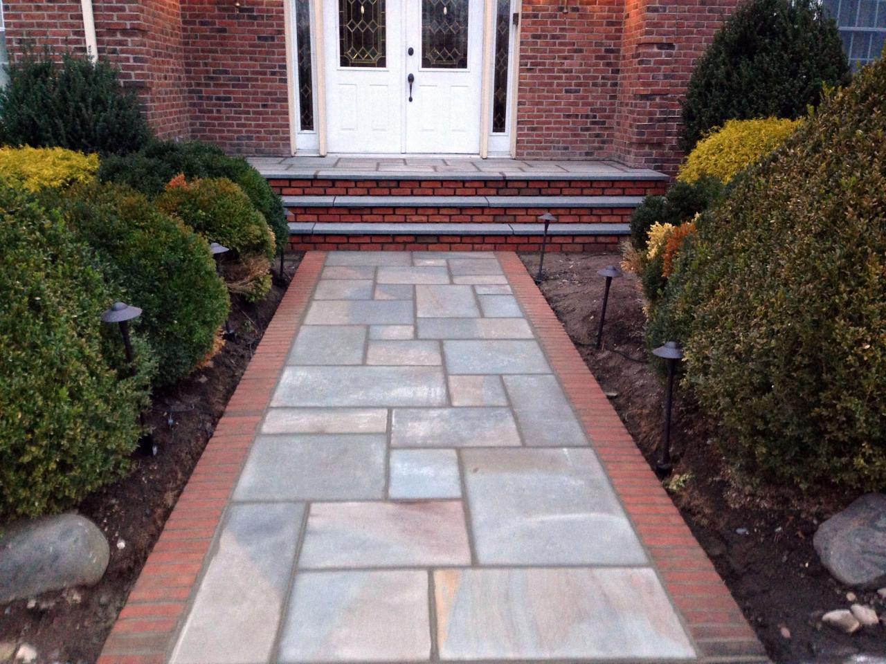 Concrete walkway contractors