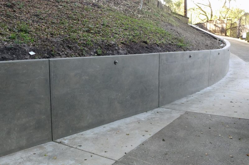 Poured concrete walkway cost