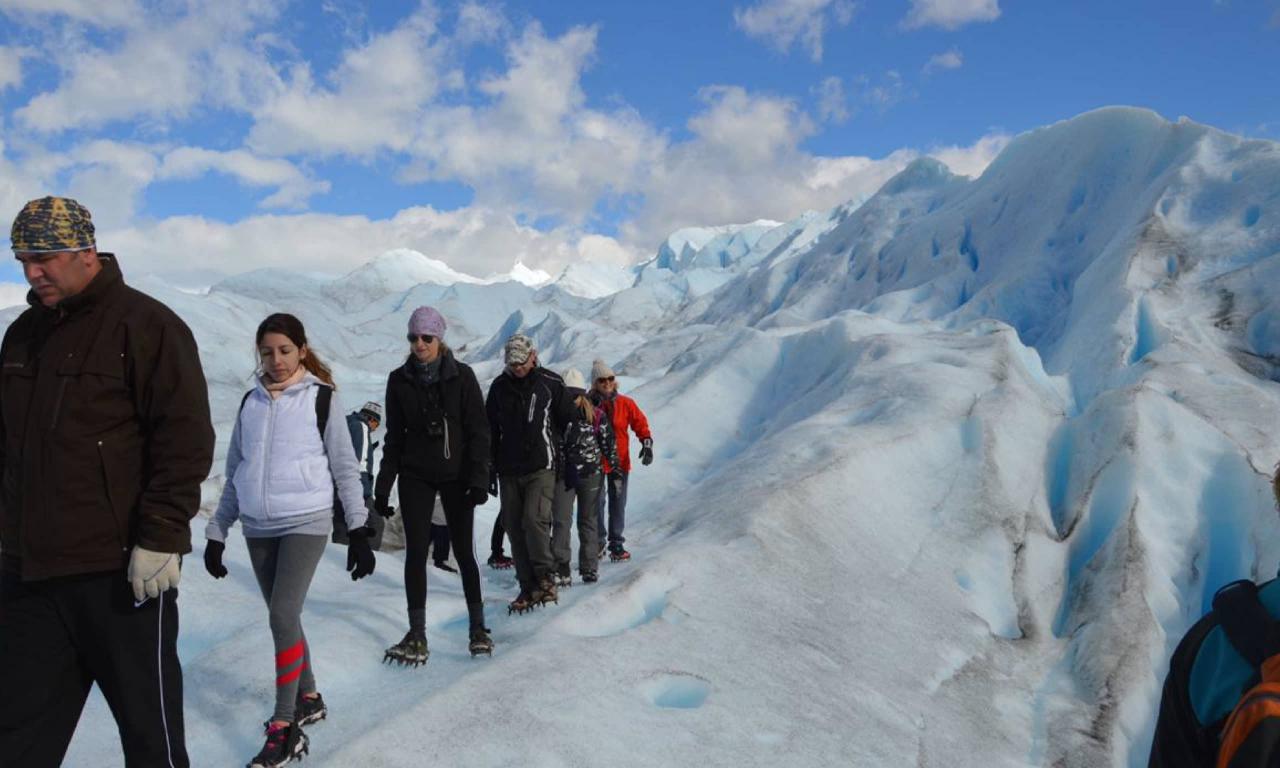 Perito moreno glacier trekking mini el calafate hike glaciar day fotos tours ice