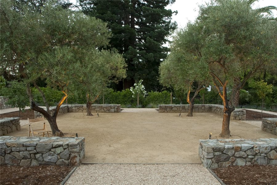 Front walkway landscaping